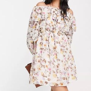 Beautiful off the shoulder dress!